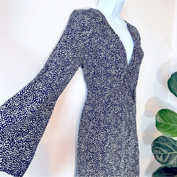 ROXY Blind Dreams Deep Vneck Faux Wrap In Mood Indigo Chaos Size Medium - Picture 3 of 15